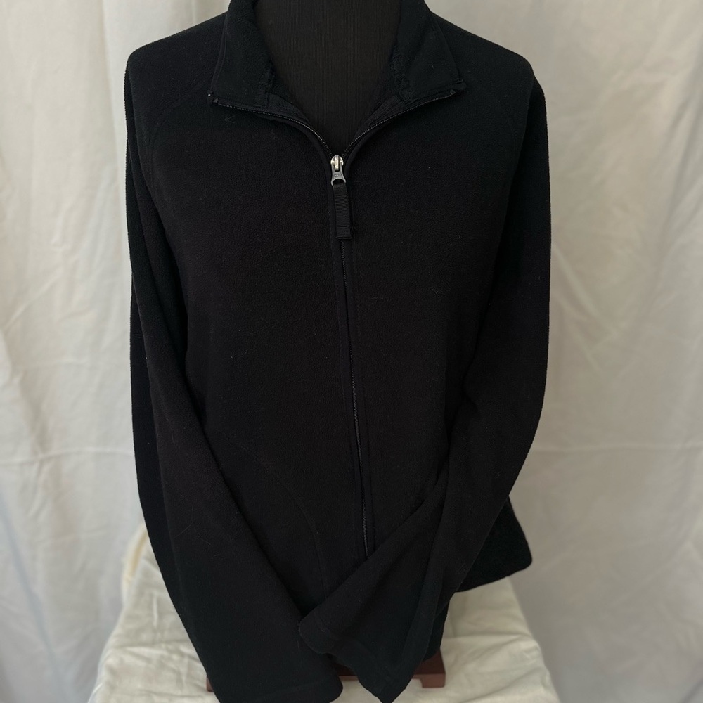 Merona Women’s Black Fleece Jacket